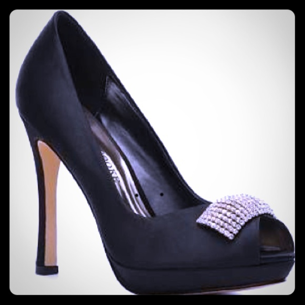 Satin Peep Toe Platform Pumps